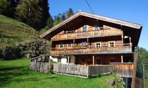 BAUERNHAUS GOLDSCHMIED